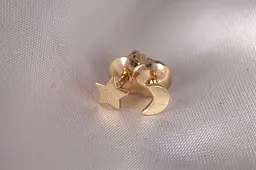 Дитячі сережки гвоздики з жовтого золота S-0062 - мініатюра 5