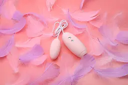 Вакуумний стимулятор з віброяйцем 2-в-1 KISSTOY Miss VV - мініатюра 5