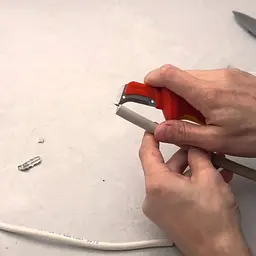 Нож для удаления изоляции Knipex 98 55 180 мм с пяткой - мініатюра 4