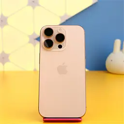 Смартфон Apple iPhone 16 Pro 256GB Desert Titanium (MYNK3) Б/в [176798]
