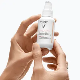 Сонцезахисний невагомий флюїд Vichy Capital Soleil проти ознак фотостаріння шкіри обличчя з універсальним тонуючим пігментом SPF 50+ 40 мл (MB452100) - мініатюра 6
