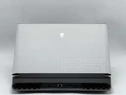 Ноутбук Dell 17.3" Alienware Area 51m, Intel Core i9-9900K, 32 GB, 960 GB, NVIDIA GeForce RTX 2080, 1920x1080, IPS (SH2509588) Б/в - мініатюра 2