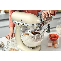 Планетарний міксер KitchenAid Artisan 4.8 л кремовий (5KSM125EAC) - мініатюра 6