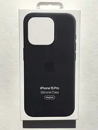Оригінальний силіконовий чохол для iPhone 15 Pro Apple Silicone Case with MagSafe Midnight Black MT1A3ZM/A - мініатюра 2