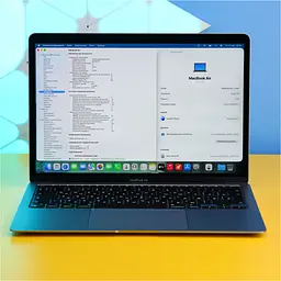 Ноутбук Apple MacBook Air 13` 8/256GB Space Gray 2020 (MGN63) Б/В