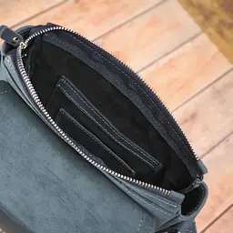 Чоловіча шкіряна сумка GS c декоративною строчкою 23*20*7 см синя (АР 001 син) 200 - мініатюра 8