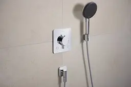 Шлангове під'єднання Hansgrohe FixFit Fine Q зі зворотнім клапаном chrome 28884000 - мініатюра 2