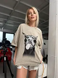 Футболка жіноча тай-дай з принтом Doberman 20346 бежева