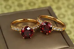 Кільце Xuping Jewelry зерно граната з червоним каменем р 19 золотисте - мініатюра 2