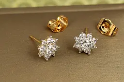 Сережки гвоздики Xuping Jewelry квіткова легкість з родієм 9 мм золотисті - мініатюра 2