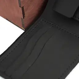 Подарунковий набір чоловічий Handycover №47 (чорний) гаманець і обкладинка на паспорт в коробці - мініатюра 6