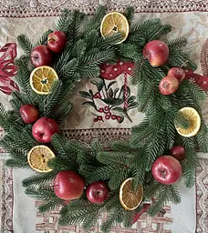 Вінок новорічний різдвяний Hvoya Traditional з литої хвої зелений 50 см - мініатюра 4