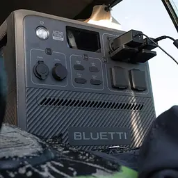 Портативна зарядна станція BLUETTI AC240 2400W - мініатюра 4