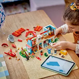 Конструктор LEGO Disney Пляжний будинок Ліло і Стіч 834 деталей (43268) - мініатюра 12