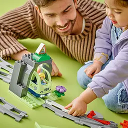 Конструктор LEGO DUPLO Додатковий набір. Залізничний тунель і колії, 20 деталей (10425) - мініатюра 14