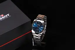 Годинник Tissot Gentleman Titanium T127.410.44.041.00 - мініатюра 4