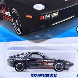Базова машинка Hot Wheels HW Euro 1983 Porsche 928S чорна (5785) JJK15 - мініатюра 5
