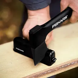 Точилка для сокир та ножів Fiskars Solid кераміка/мікс (1026797) - мініатюра 4