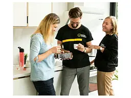 Капсульна кавоварка еспресо Delonghi Dolce Gusto Genio S EDG 226.W - мініатюра 3