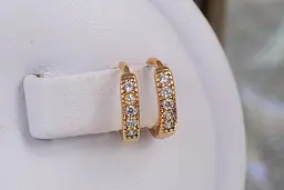 Сережки Xuping Jewelry дитячі доріжки з камінців 10 мм золотисті - мініатюра 3