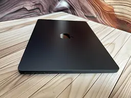 Ноутбук Apple MacBook Air 13.6" 2022 M2/8/256 (M951W5XMQQ) Б/в - мініатюра 5