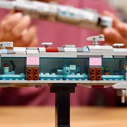 Конструктор LEGO Star Wars Зоряний крейсер Дім один 559 деталей (75405) - мініатюра 6