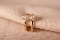 Сережки з жовтого золота з діамантами S-0039