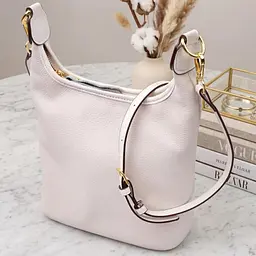 Зручна жіноча сумка на плече з натуральної шкіри Vintage 22628 біла