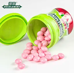 Драже Wrigley's Doublemint Strawberry Chewy Mint Candy 80г - мініатюра 4