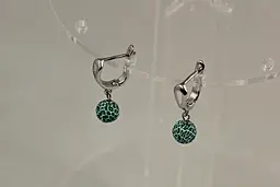 Сережки підвіски No Name зелений агат кракле 2,6 см сріблясті