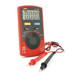 Мультиметр UNI-T UT120A: виміри V, Ω, Hz, шпаруватість. Функції автовизначення діапазону, продзвонювання, тест діодів, утримання даних. Вага 80 г.