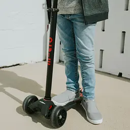 Самокат Micro Maxi PRO Deluxe чорний з червоним (MMD087) - мініатюра 5