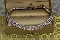Браслет Xuping Jewelry три доріжки із білих каменів 17 см 8 мм сріблястий