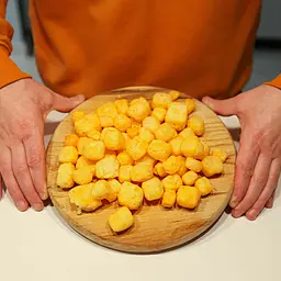 Хрусткі сирні кульки із креветкою - Сир сушений, 100г - мініатюра 4
