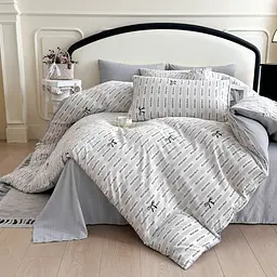 Постільна білизна з принтом "Хмарна бавовна" 4 предмети: 150х210 / 180х220 / 50х70 (2 шт)