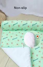 Підстилка, що охолоджує, з подушкою Derby Ice Silk Summer Pet Cooling Mat Avocado для домашніх тварин 60х80 см - мініатюра 6