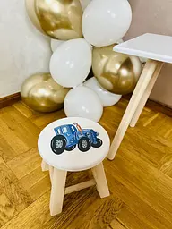 Табурет дитячий Синій Трактор дерев'яний ручної роботи 25 x 25 x 24 см - мініатюра 2