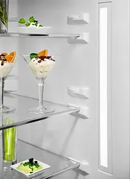 Холодильник з нижньою морозильною камерою Electrolux (RNT7ME34G1) - мініатюра 6