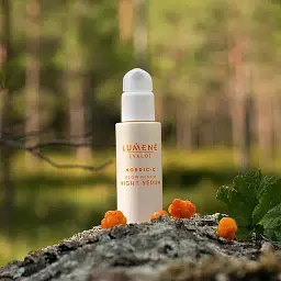 Нічна відновлююча сироватка Lumene Valo Glow Renew, для сяйва шкіри, 30 мл (8000020066653) - мініатюра 3