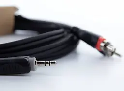 Коммутационный кабель mini Jack 3,5 stereo — 2x RCA 1.5м Cordial EY 1,5 WCC - мініатюра 4