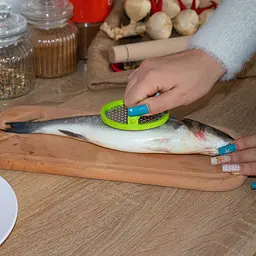 Рибочистка кругла з ручкою Ø 9 см, Kitchette Салатовий 84621 - мініатюра 1