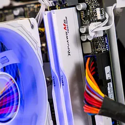 Комп'ютер Hamster (RX 6800 XT, Ryzen 5 7500F, 32 Гб, SSD 500 Гб) - мініатюра 4