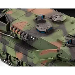 Збірна модель Revell Танк Леопард 2 A6/A6M (RVL-03180) - мініатюра 5