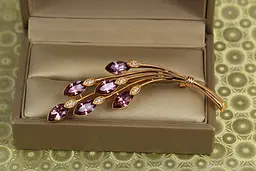 Брошка Xuping Jewelry Гілка вечірнього сяйва з рожевими каменями 6,7 см золотиста