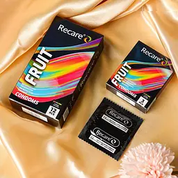 Презервативи Holographic Recare Fruit Flavour Condoms 3 шт, аромати: м'ята, банан, полуниця - мініатюра 5
