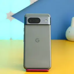 Смартфон Google Pixel 8 8/128GB Hazel Б/В [173508]