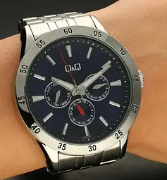 Годинник Q&Q CE02J202Y