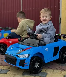 Дитячий електромобіль PRIMA CAR Cabrio 6V 5A (спойлер, пульт, LED-фари, звук, відкривні двері, педаль газу), Синій - мініатюра 10