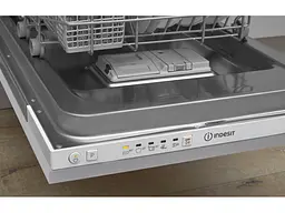 Встраиваемая посудомоечная машина Indesit DSIE 2B10 - миниатюра 4