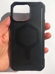 Оригінальний протиударний чохол для iPhone 15 Pro Max UAG Essential Armor MagSafe Black (114296114040) силіконовий - мініатюра 5